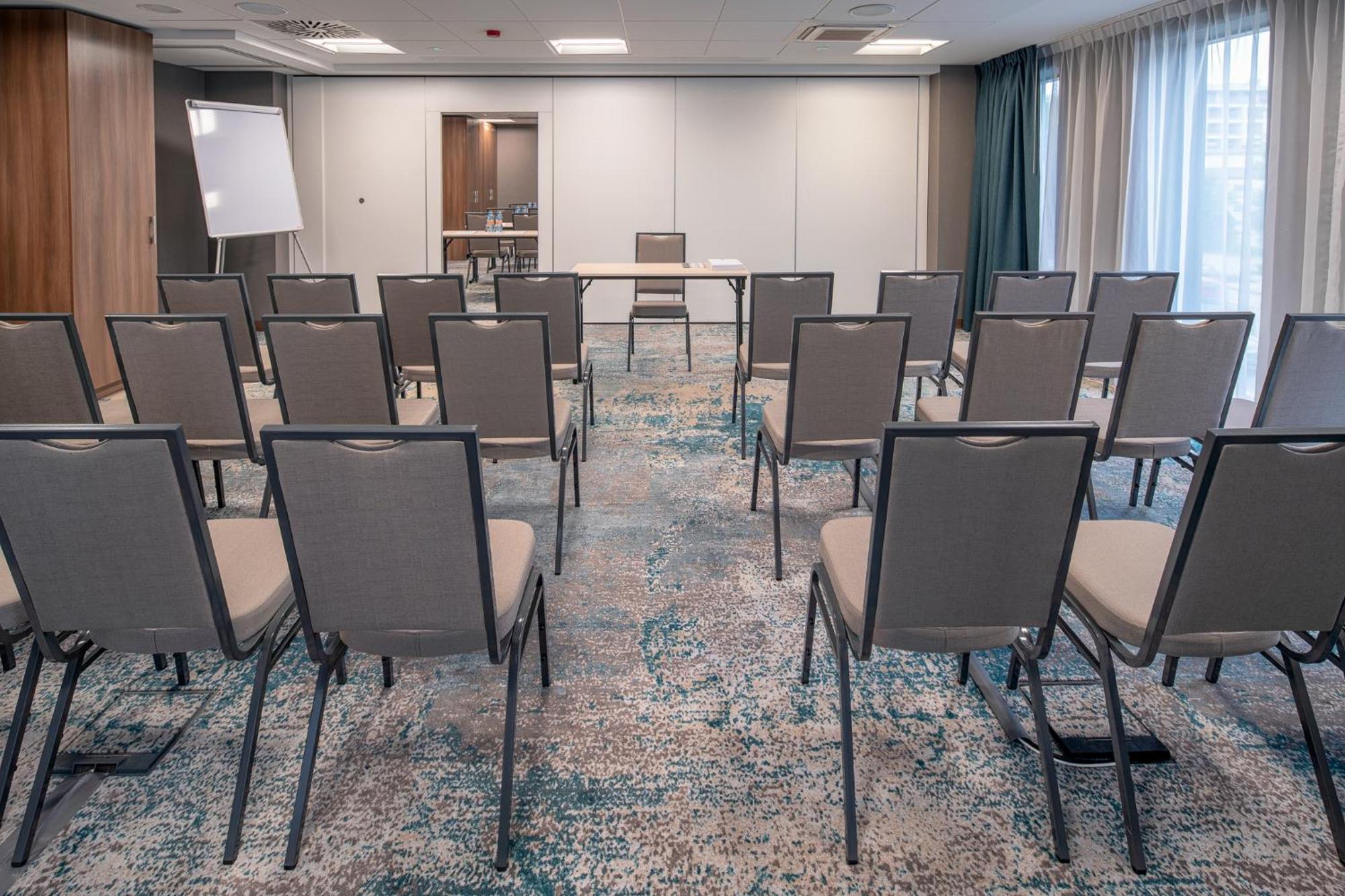 Hampton By Hilton Mokotow Hotel Warsaw